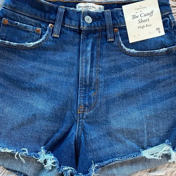 NWT Abercrombie & Fitch Curve Love Cutoff Short High Rise Size 0 or 25 - Picture 2 of 11
